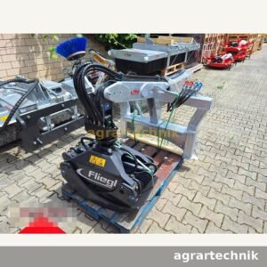 Fliegl R&uuml;ckezange RZ 185 Combi Plus &ndash; Neumaschine 2026, Euronorm- und Dreipunktaufnahme Kat. 2, Endlosdrehmotor 4,5 t Hover Image